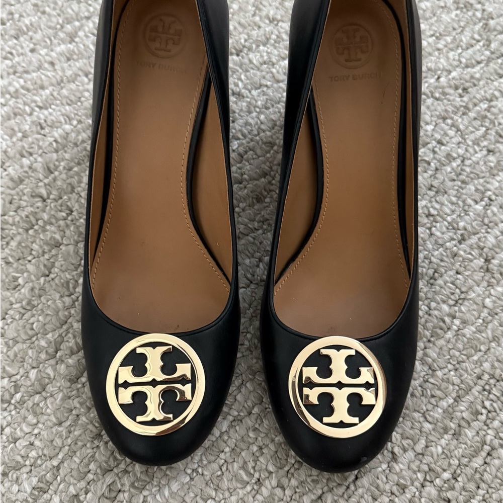Tory Burch Reva High Heeled Pump – Like New